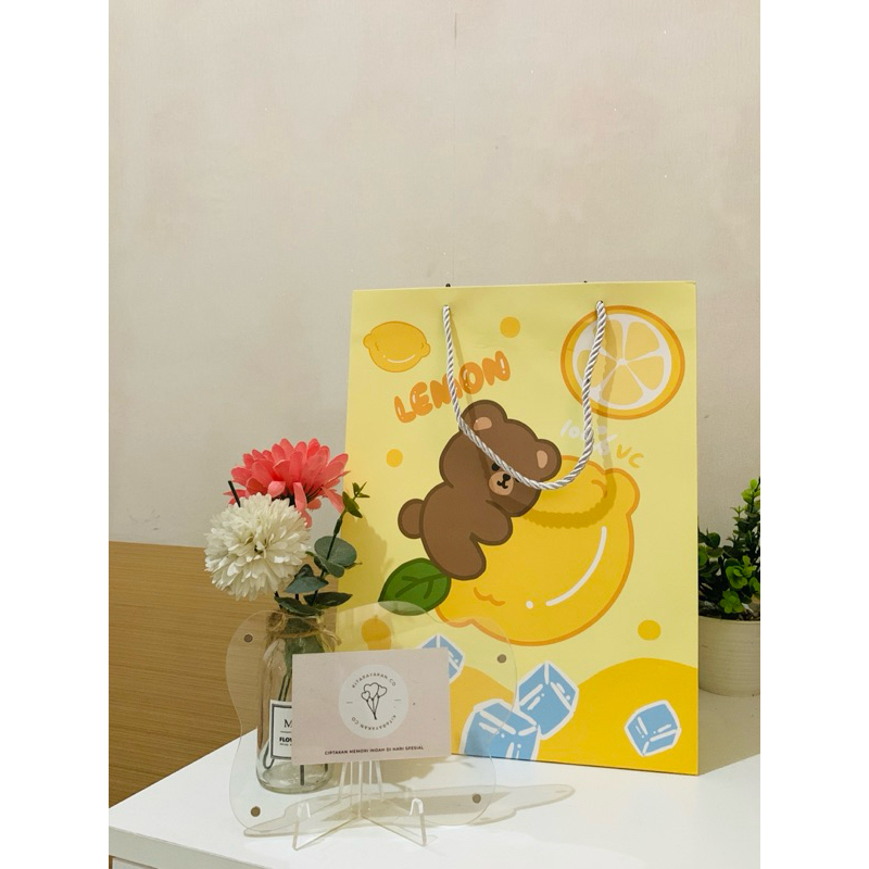 

Paper Bag Besar / Paper Bag Ultah / Tas Ultah Jogja / Tas Bingkisan / Tas Souvenir / Tas Lucu / Bingkisan Lucu / Tas Anak
