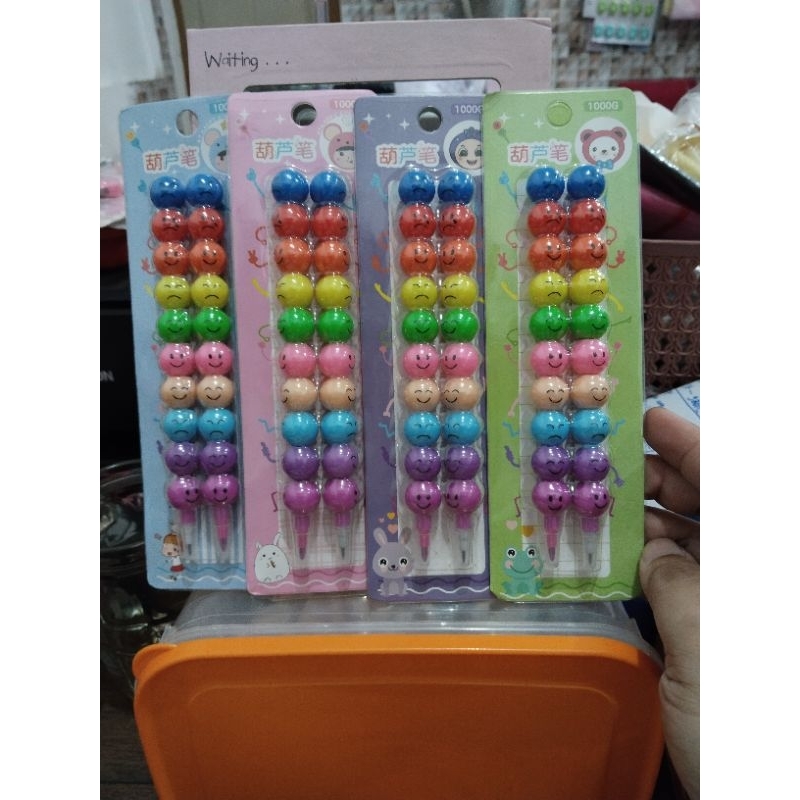 

Set Pensil dan Pensil warna susun 10 warna