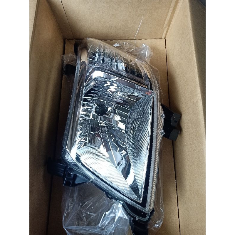 Headlamp Lampu depan toyota Hilux 2012 2013 2014 2015 original