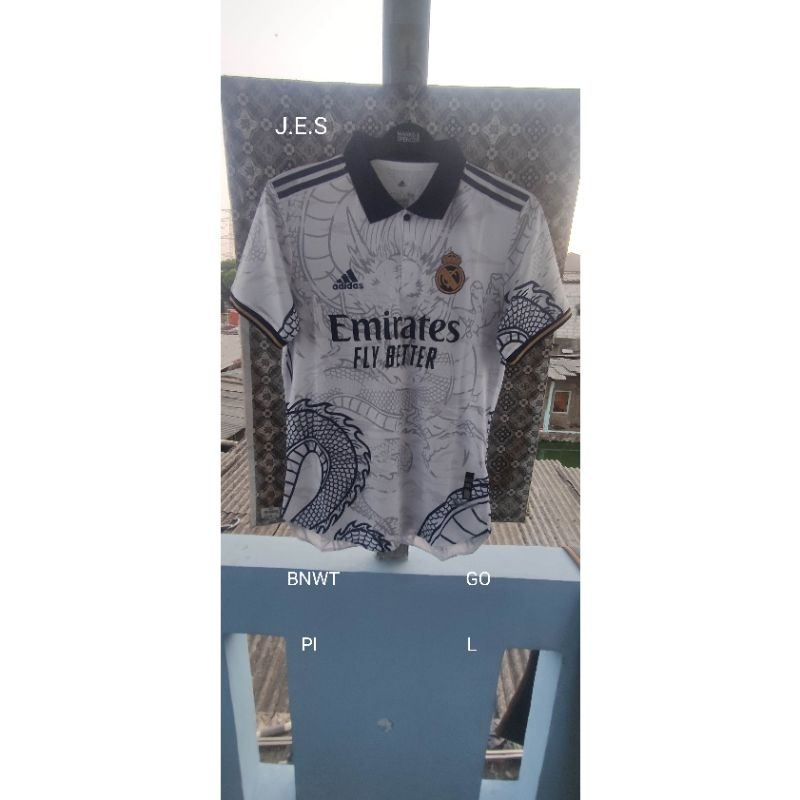 jersey Real Madrid naga special