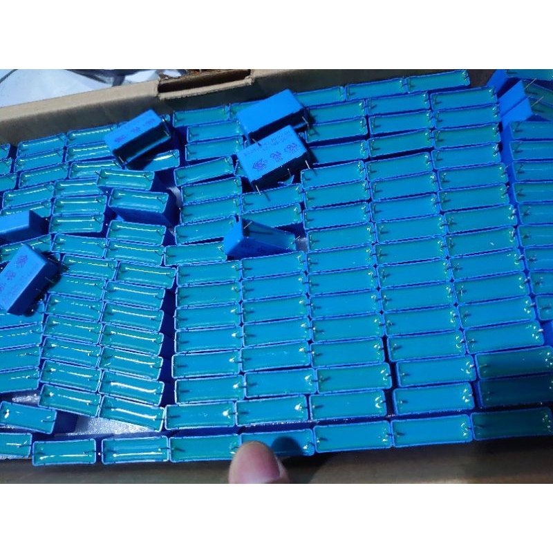 cap epcos original 824 pengganti 105 mkp  305v