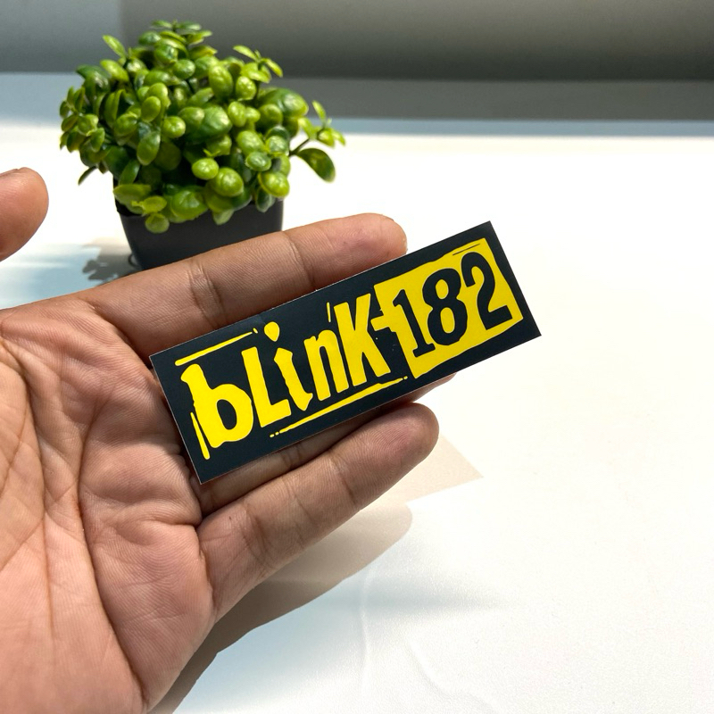 

STICKER BLINK 182 LOGO NEW