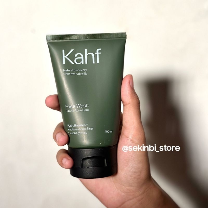 Kahf Hijau - Sabun Pembersih Wajah Pria Untuk Jerawat - Kahf Oil and Acne Care Face Wash 100 ml