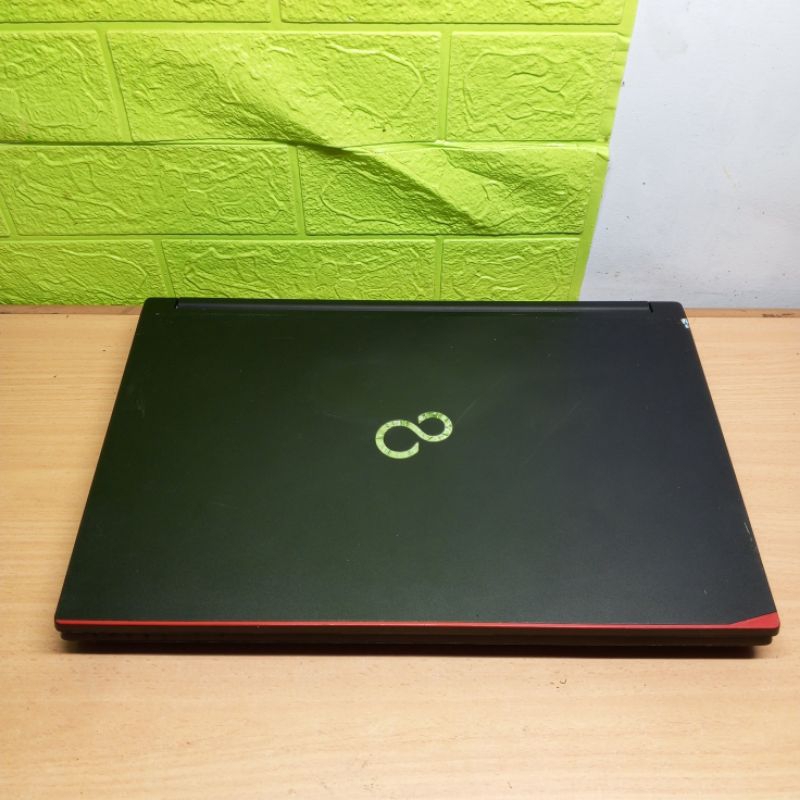 Kesing Case Cassing Casing Laptop Fujitsu LIFEBOOK A574/H