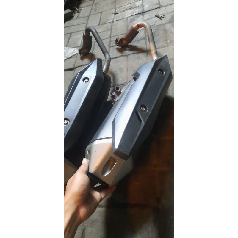 knalpot ORIGINAL VARIO 150-125 LED NEW