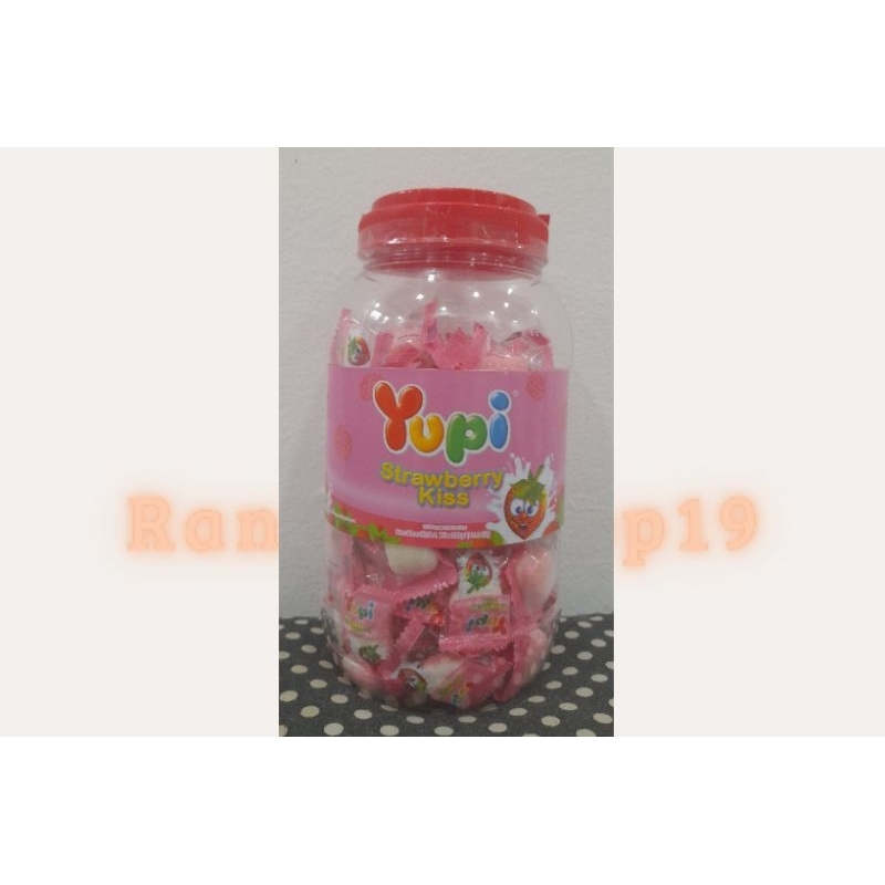 

Yupi Strawberry Kiss Toples 300gr