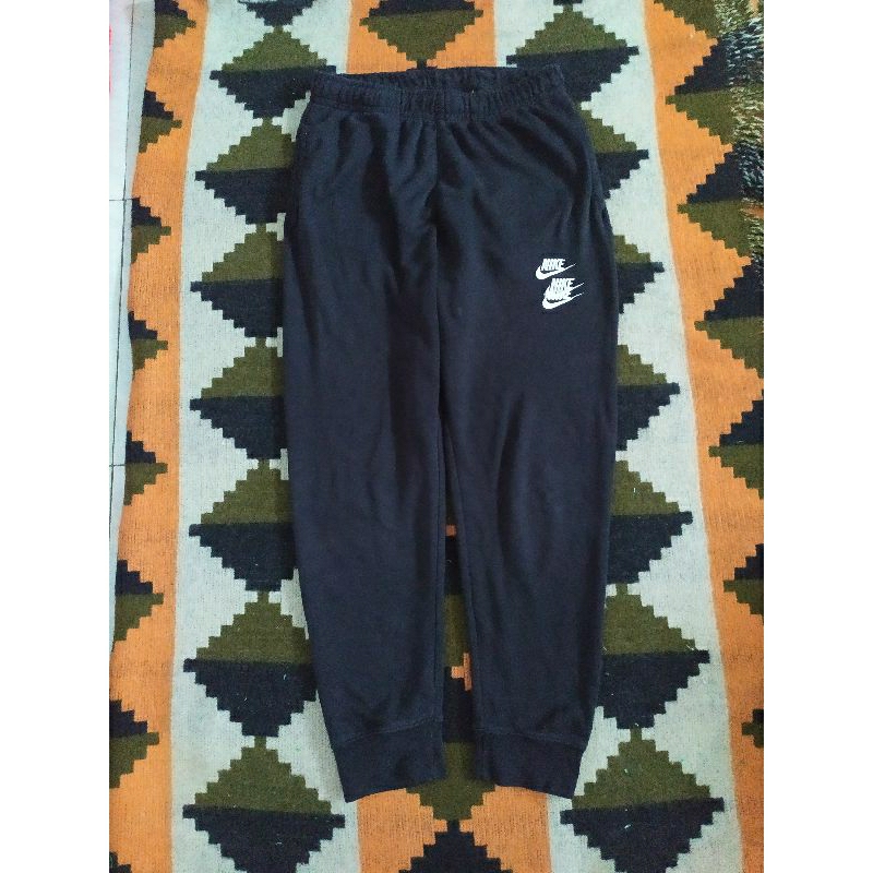 Jogger Nike triple swoosh