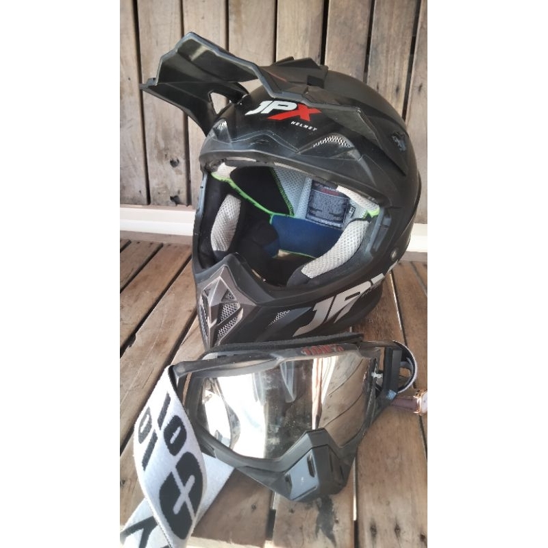 Helm JPX Cross Black Doff + kacamata 100% ori