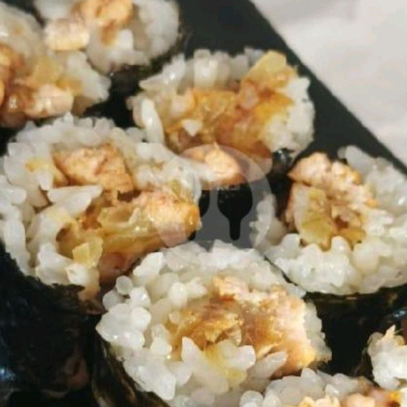 

Salmon Maki - Cheesy Salmon Mozzarella