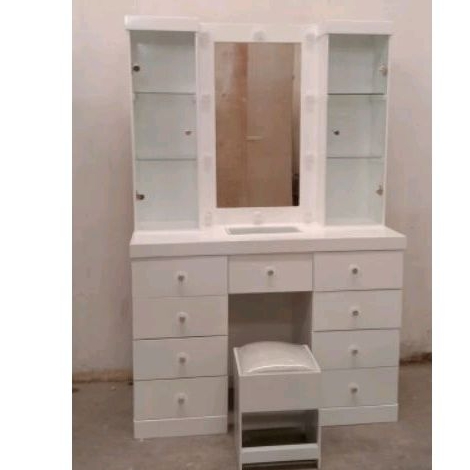 Meja rias lampu putih minimalis/meja rias/meja rias minimalis