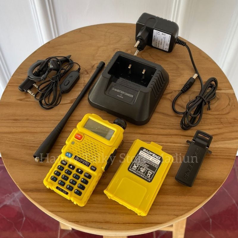 HT Baofeng UV-5R Kuning