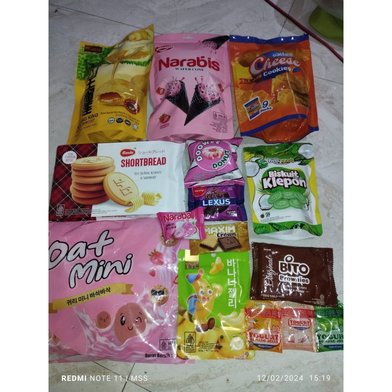 

PAKET SNACK SUKA 50RIBU MIX BEBAS PILIH