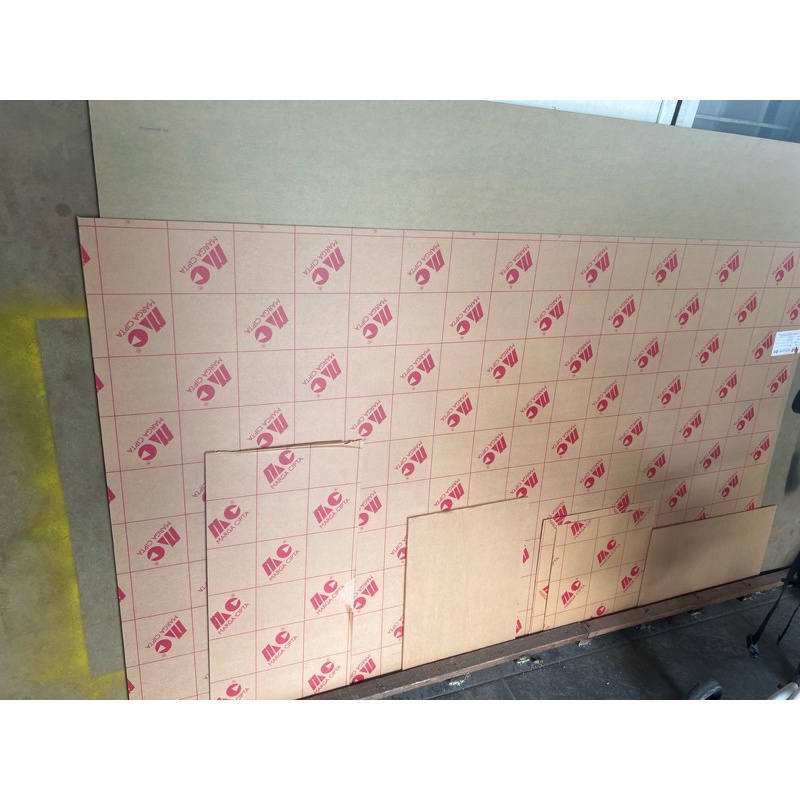 akrilik 3mm bening 122x244