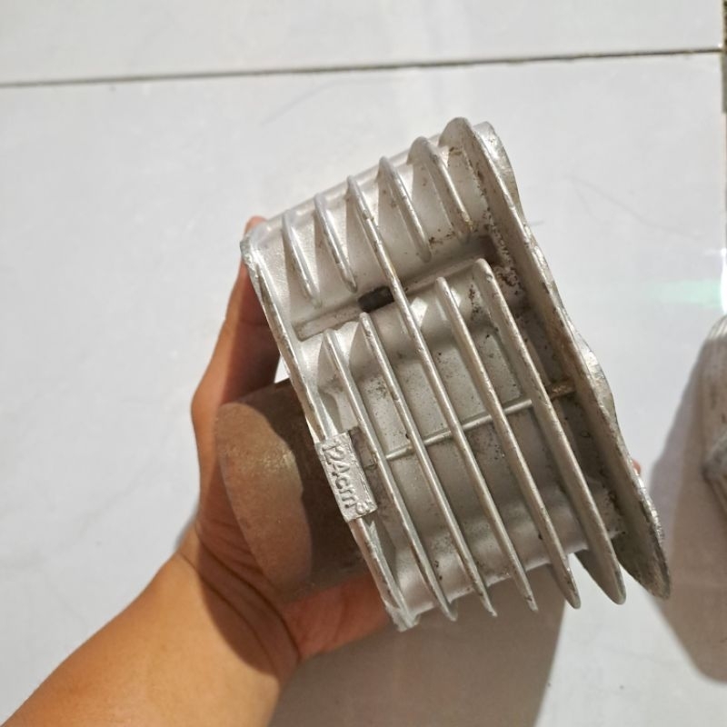 CYLINDER HEAD BLOCK KOP HONDA CB125 GL125 NOS