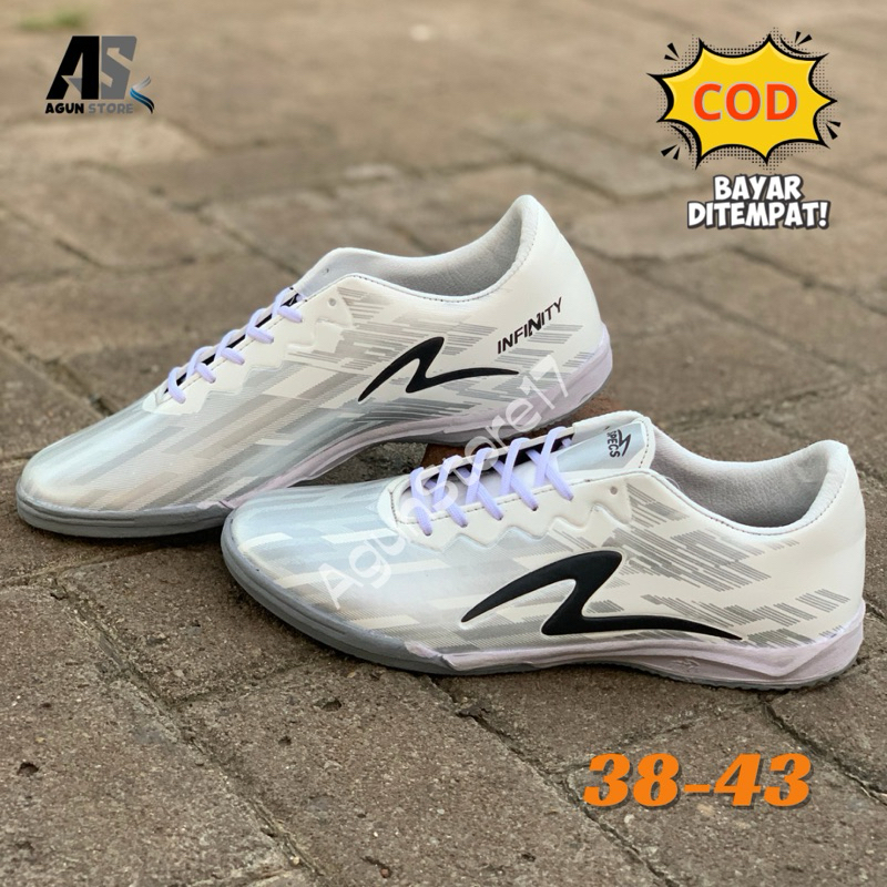 Sepatu futsal specs infinity silver terbaru/sepatu futsal specs terlaris