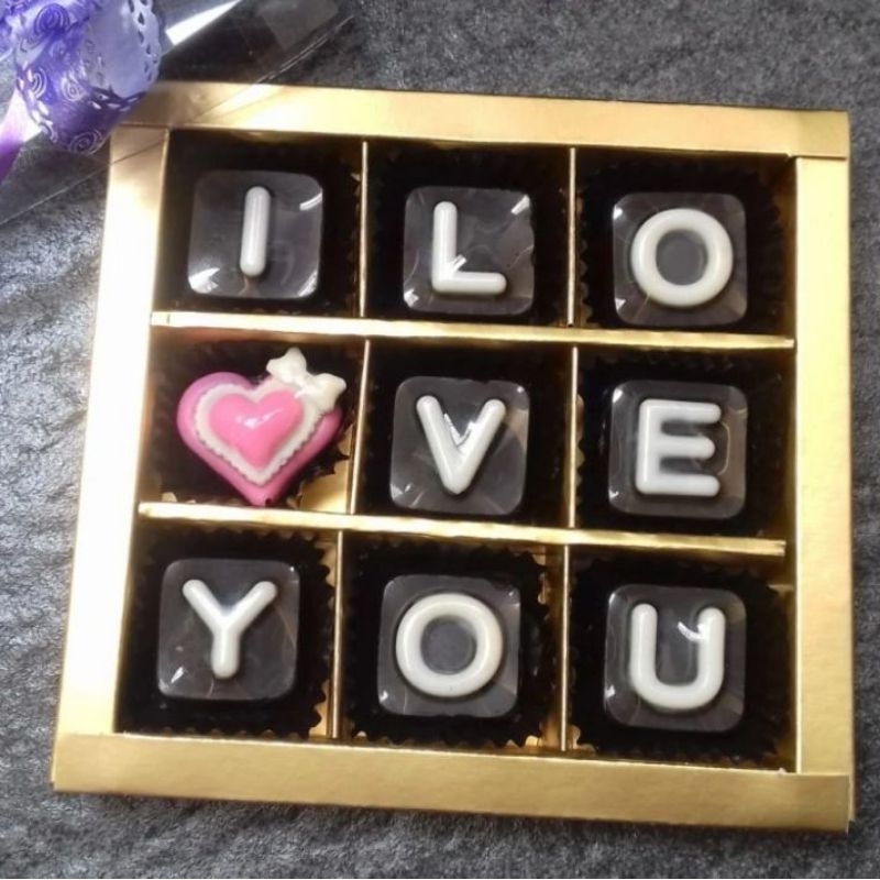 

Coklat valentine 9 sekat