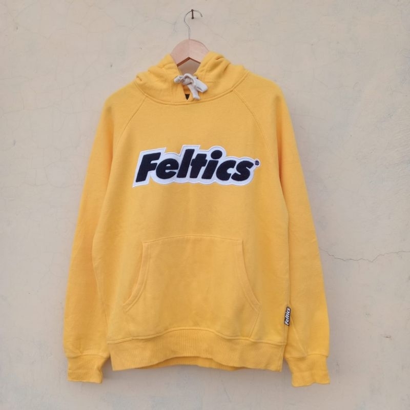Hoodie.Feltic.Yellow