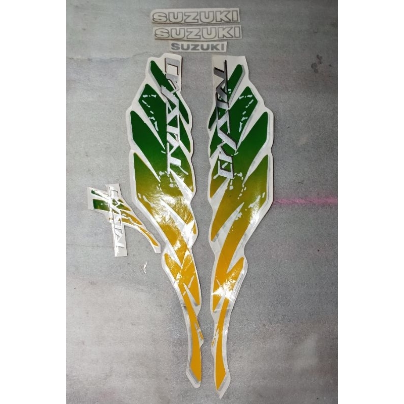 Striping stiker body kanan kiri full set Suzuki Crystal tune 1992 1993 warna hijau kuning