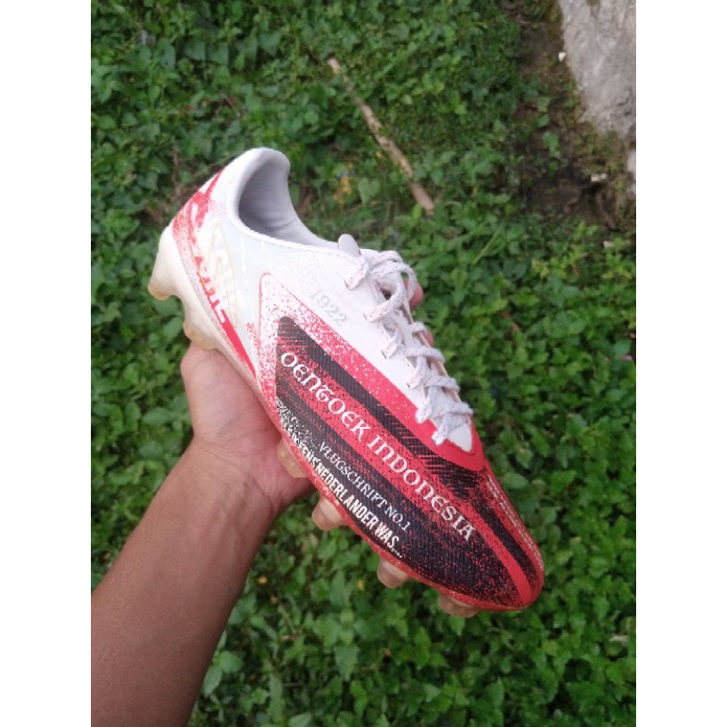 Sepatu Bola Specs Garuda attack 22 second