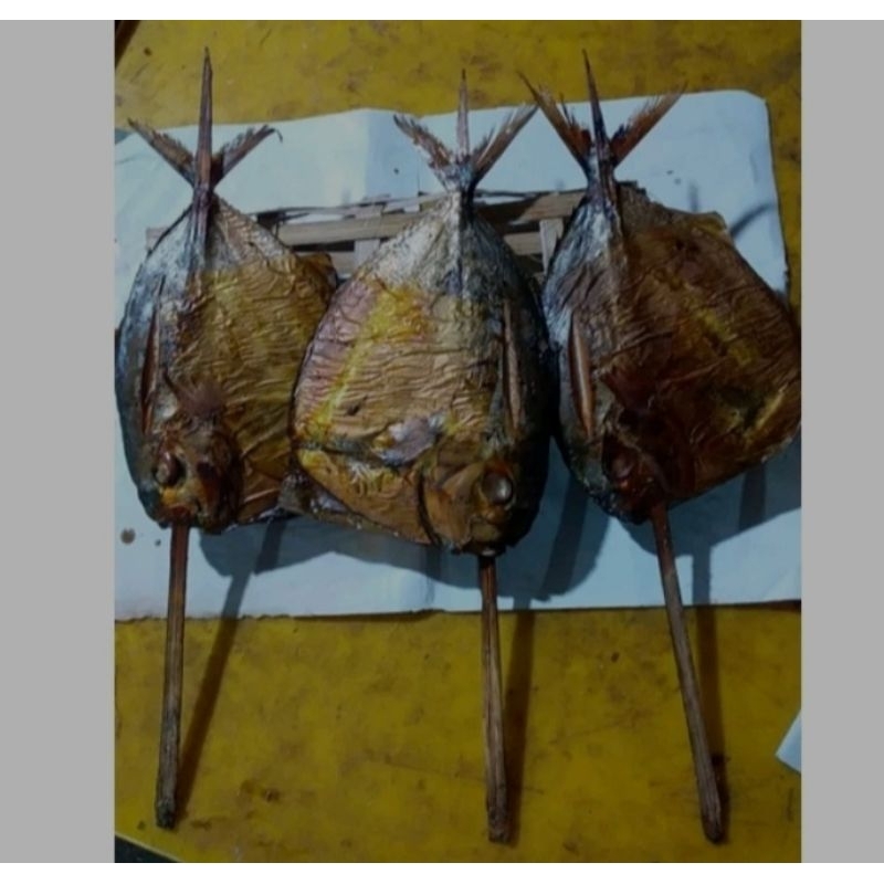 

Ikan Asap Bagong /Ani ani (3pcs)