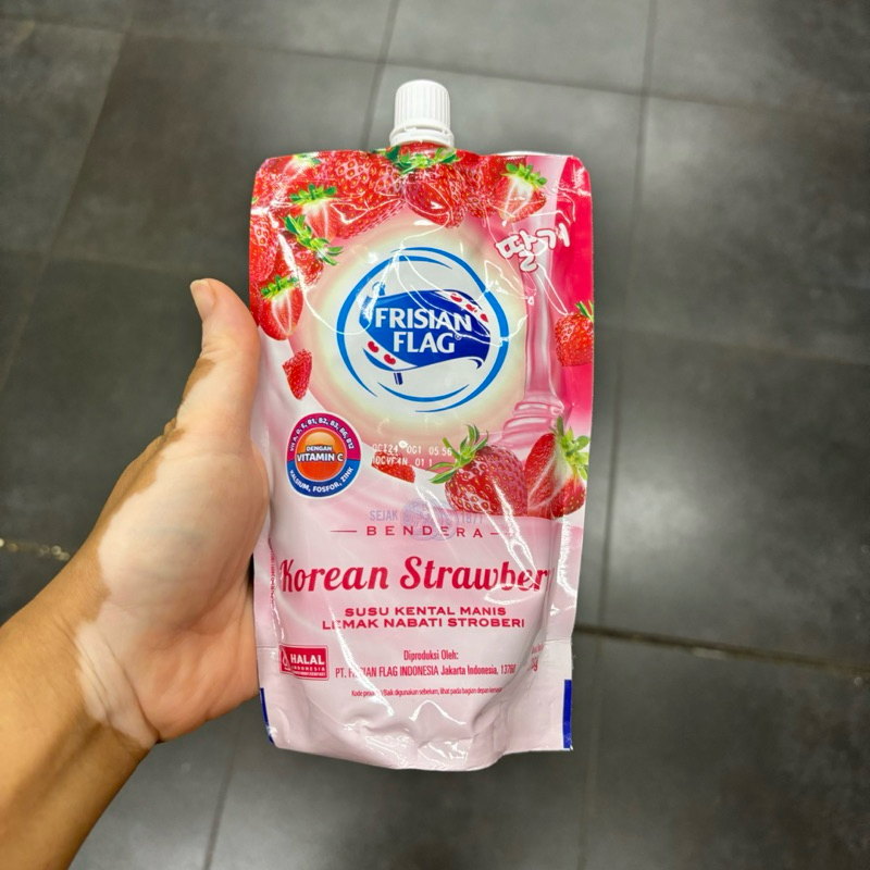 

Frisian Flag Bendera Kental Manis Korean Strawberry Pouch 260g