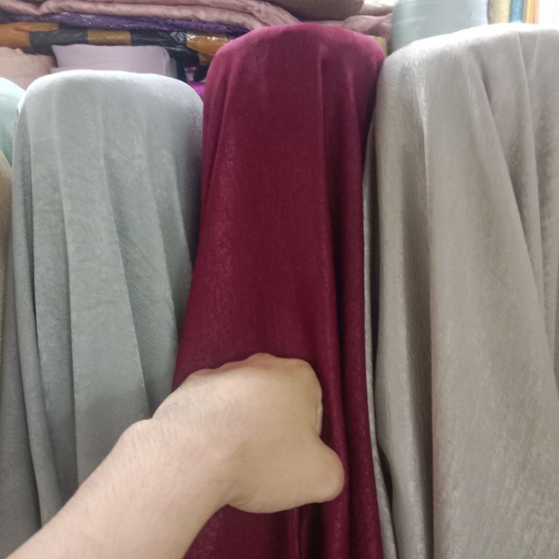 Bahan Kain Polos Santorini Silk Premium