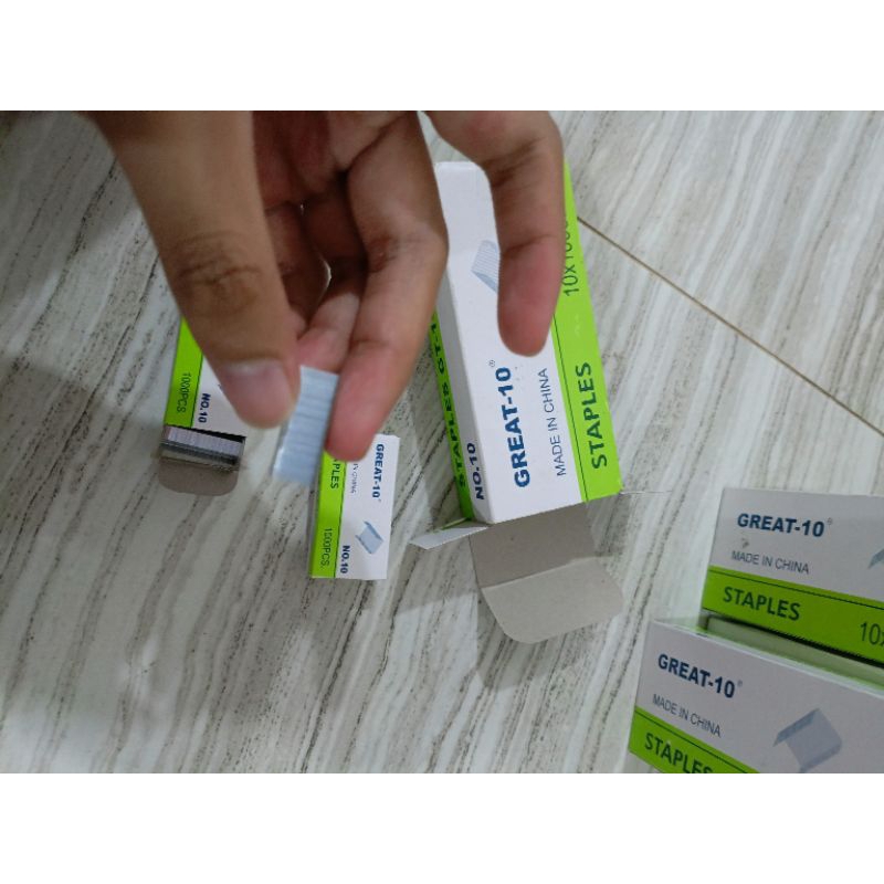 

isi staples no 10 kecil per pack isi 10 kotak x 1000 pcs alat tulis kantor sekolah berkualitas harga terjangkau murah borongan barang material