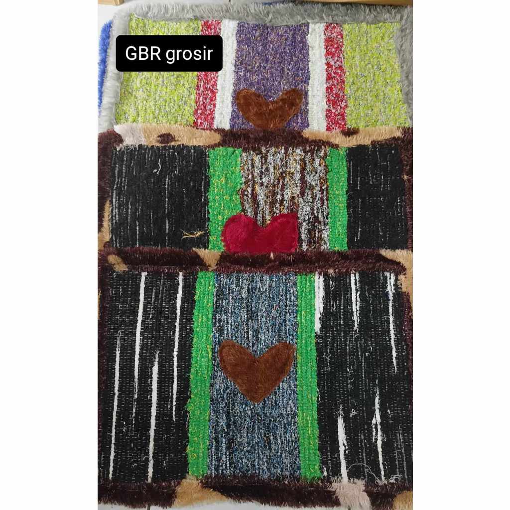 Keset  Anti Slip  Motif Love Emas - Keset Anti Slip - Keset  - Keset  Motif Hati/Love random