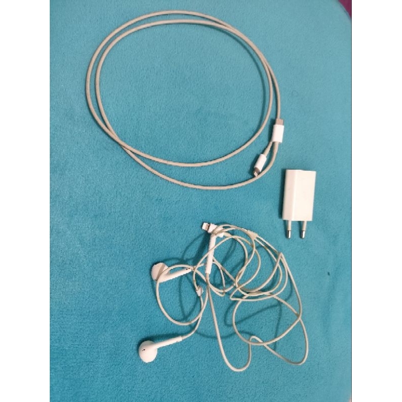 kabel charger, earphone, kepala charger copotan iphone xr ibox