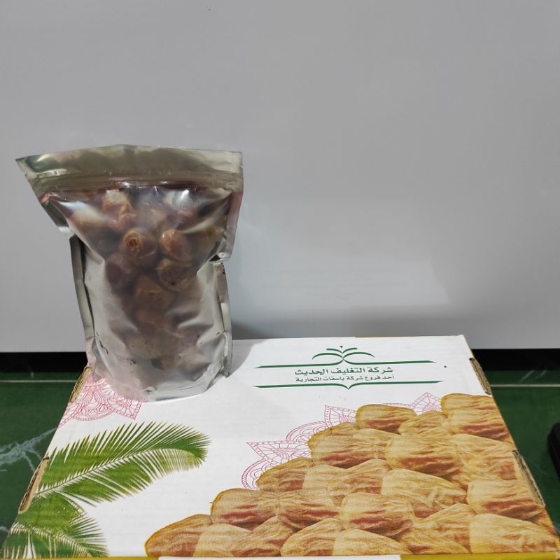 

Kurma Sukkari