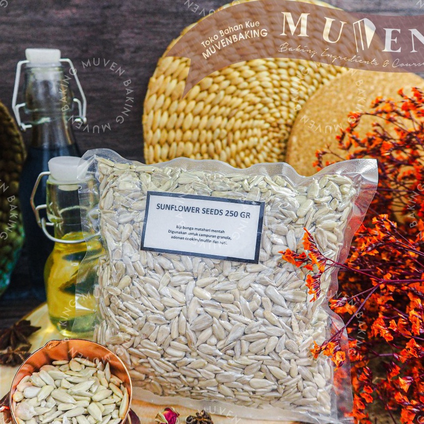 

PROMO ALE SUN FLOWER SEEDS 25 Gr BIJI BUNGA MATAHARI KUPAS SUNFLOWER SEED