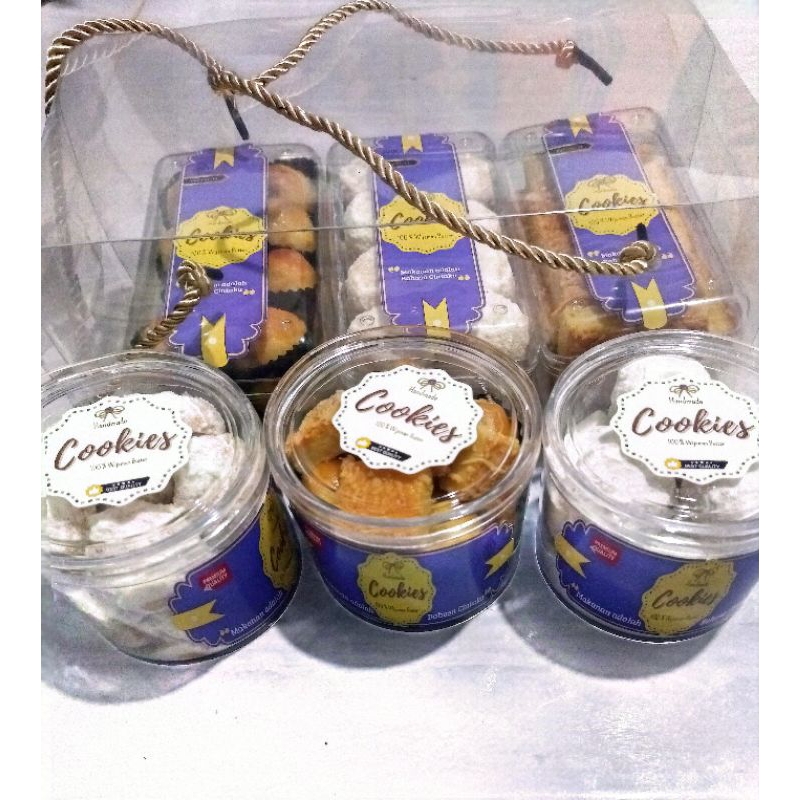 

Paket Hampers 3 Toples