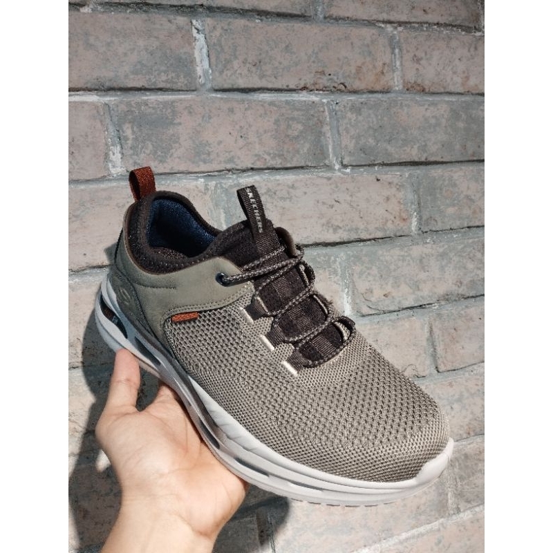 BEST SELLER SEPATU SKECHERS MEN ST ARCHFIT ORVAN-210480KHK