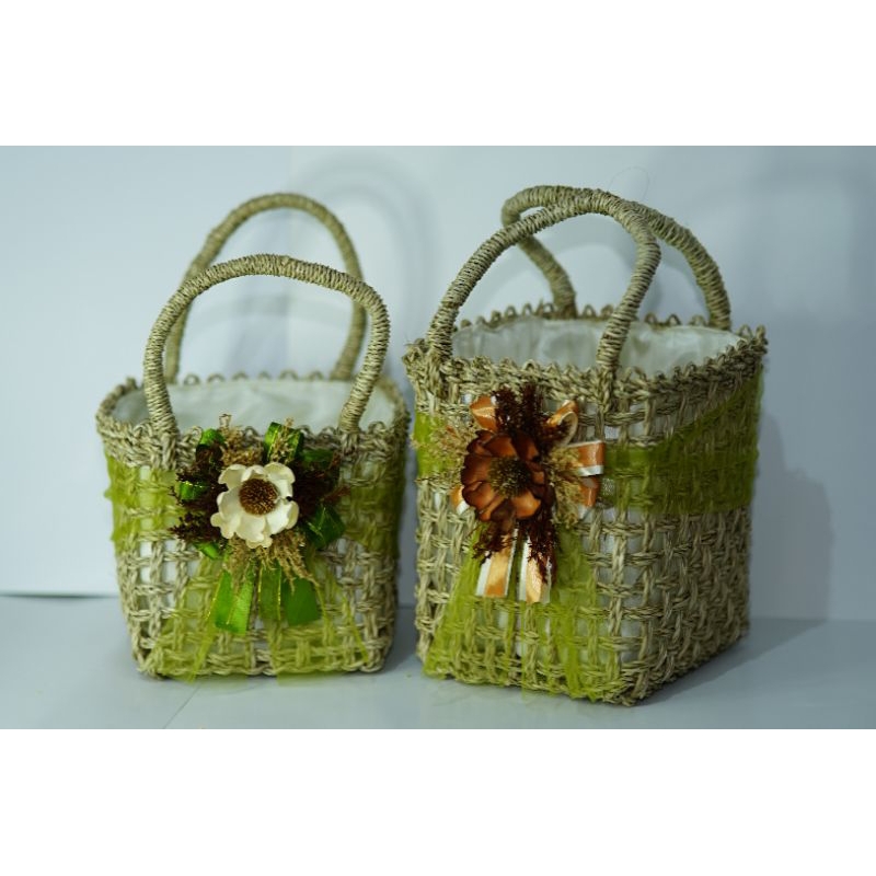 

Parcel Toples Reguler (belum termasuk Kue)