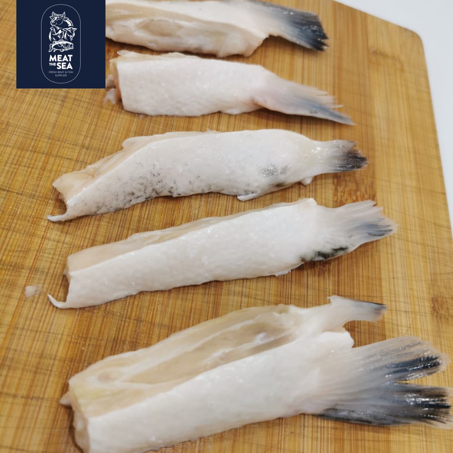 

Sirip Salmon ● Salmon Fin ● 200 gr
