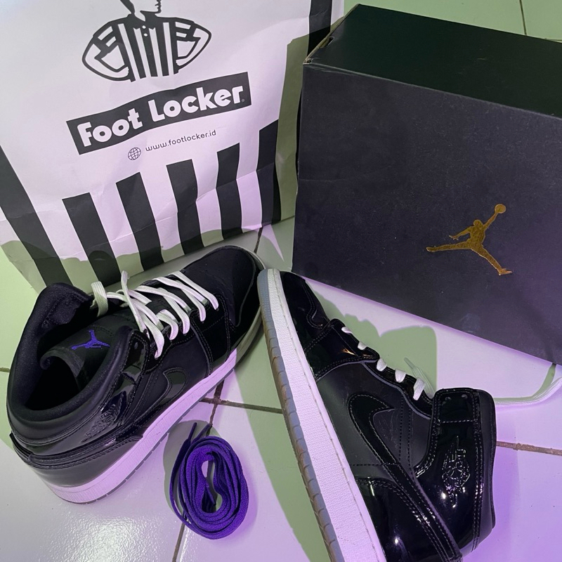 AIR JORDAN 1 MID SE ORI