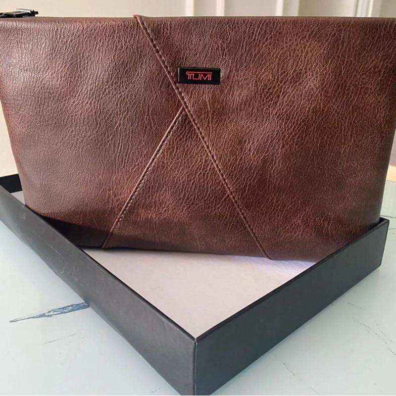 tumi handbag
