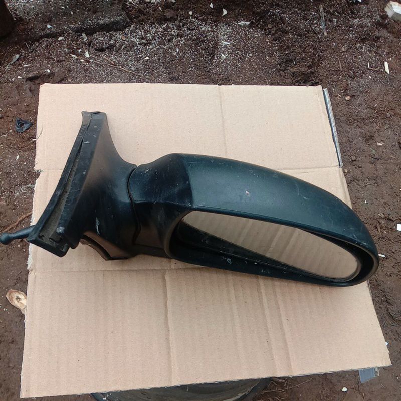 SPION ASSY HYUNDAI ACCENT 2003 2004 2005 SECOND
