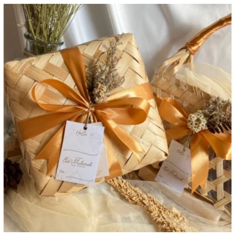 

Besek Hampers anyaman bambu 1 pasang, besek souvenir, Besek Nasi uk. 15x15