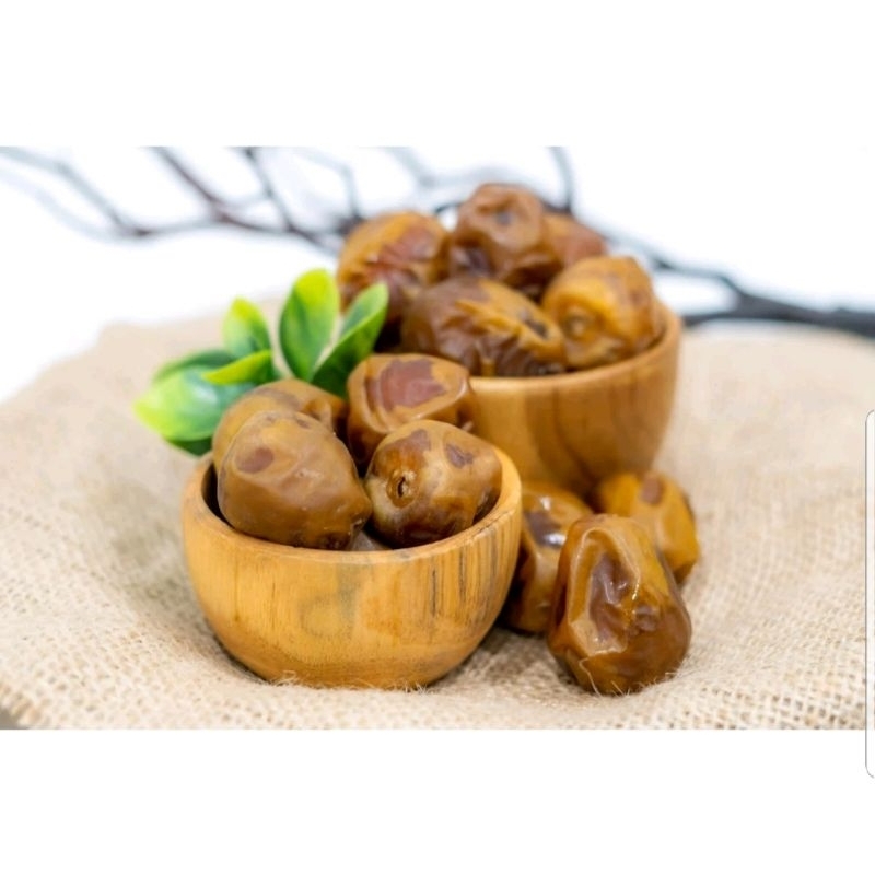 

Kurma Sukari 1 kg kurma basah / Kurma Raja oleh-oleh haji dan umroh terlaris termurah