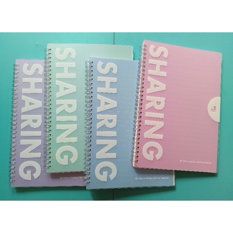 

NOTEBOOK B5 SPIRAL 18100-74 KERTAS BERGARIS ISI 80 LEMBAR UK 25.3X17.5CM