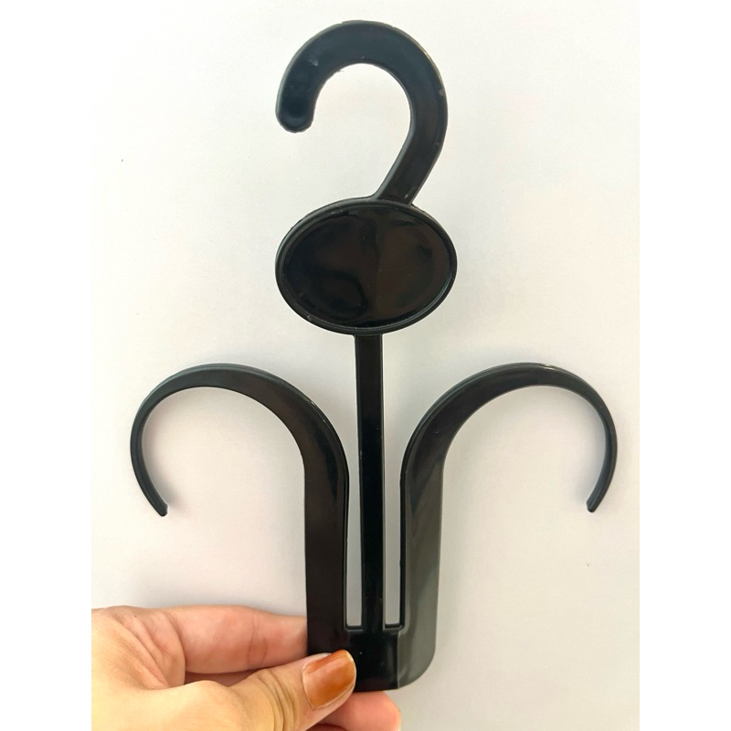 COD Denpasar Bali Hanger Sandal Gantungan Sandal Hanger Sepatu Gantungan Sepatu