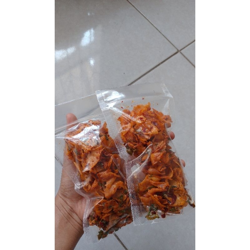 

CEMILAN KRIPIK PEDAS
