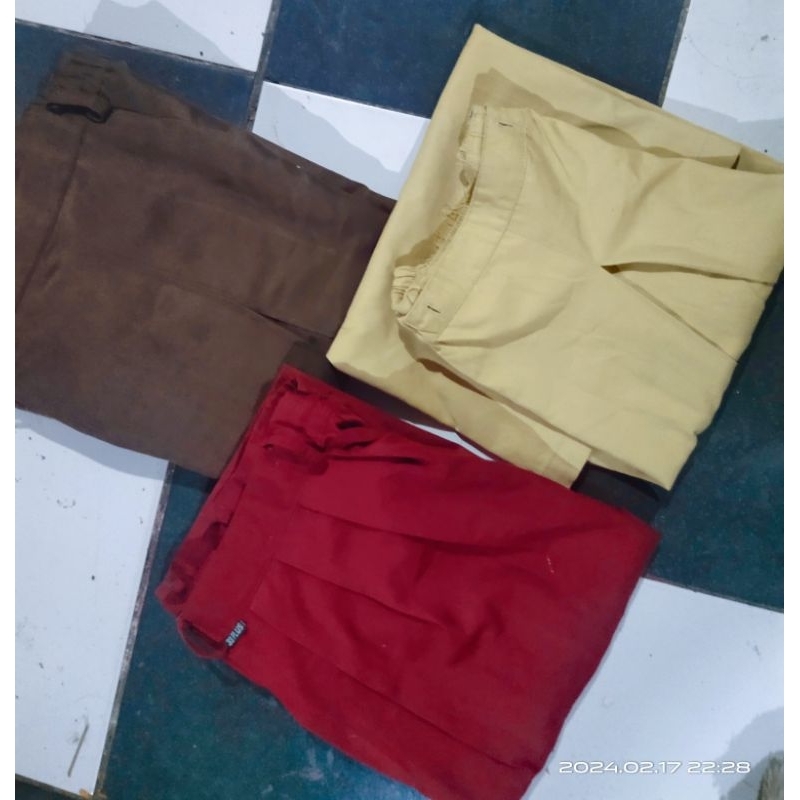 Take all rok seragam sekolah preloved