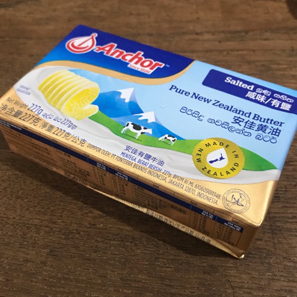

Terlaris Pure New Zealand Salted Butter Anchor 227gr Gosend Only