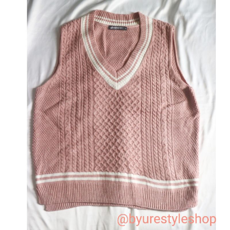 (NO NEGO) HANGTEN Vest Pink Knitwear Cable Rajut Cute Rompi