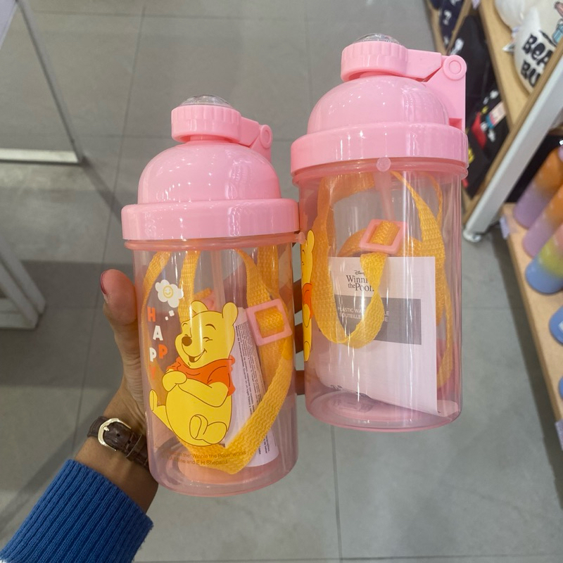 MINISO Disney Winnie the pooh cool bottle with string 500ml / botol minim anak / tumbler botol  mini