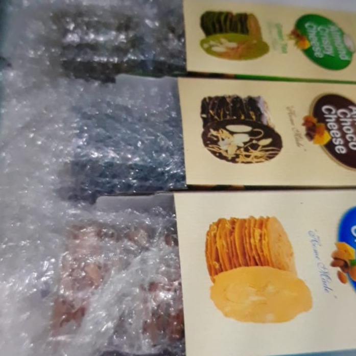 

SUPER DISKON ALMOND CRISPY WISATA RASA SURABAYA TERMURAH DI JAKARTA