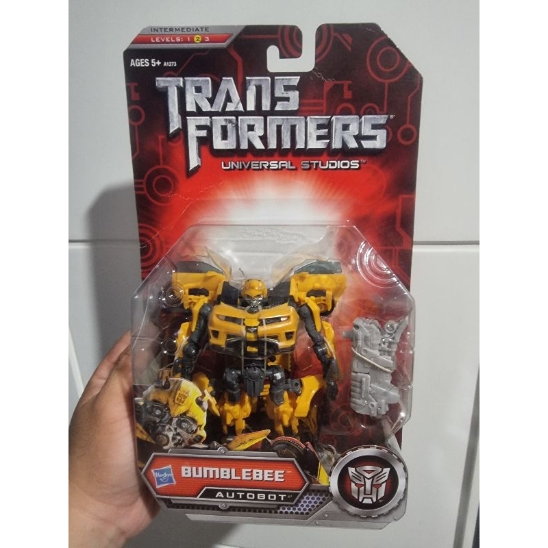 ORIGINAL Hasbro Transformers - Universal.Studio version - BumbleBee - Level2 Intermediate