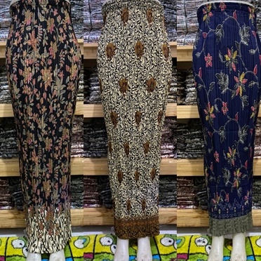Lebih Bagus  rok plisket  rok plisket premium  rok plisket motif  rok plisket batik  rok plisket ana